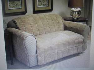 lot 392 image: Ultimate Furniture Sofa Protector o...