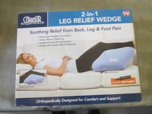 lot 394 image: Contour 2-in-1 Relief Wedge Combo o...