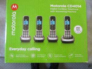 lot 413 image: Motorola Cordless Answering System ...