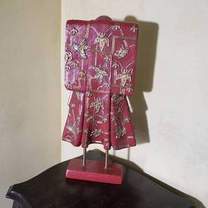 lot 106 image: Dcor Wood Kimono Figure