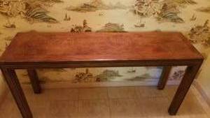 lot 19 image: Henredon Console Library Table