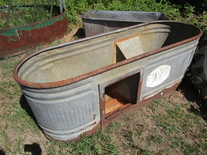 lot 34 image: Hog Waterer Tank