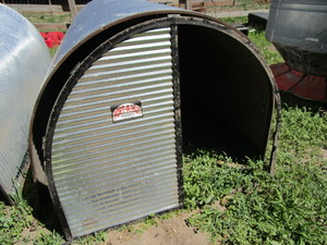 lot 49 image: Livestock Shelter