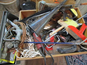 lot 89 image: Fuel Nozzles, Grinder
