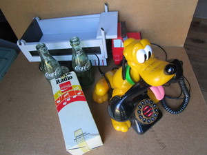 lot 96 image: Goofy Phone, Coca Cola