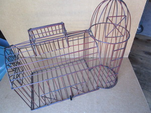 lot 100 image: Barn  Silo Wire Frame