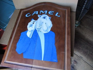 lot 103 image: Camel Dart Board Cabinet
