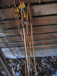 lot 173 image: Electric Fence Posts