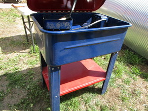 lot 197 image: Parts Washer