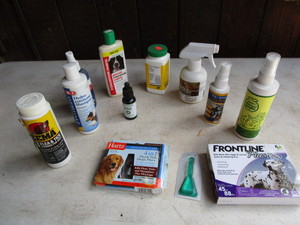 lot 223 image: Pet Care Products