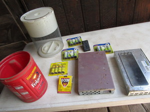 lot 224 image: Rodent Control, Fly Strips