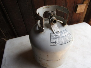 lot 225 image: LP Tank