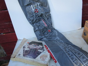 lot 123 image: Movie Prop, Table Kit