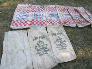 lot 128 image: Nylon & Seed Bags