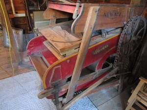 lot 133 image: NI Fanning Mill