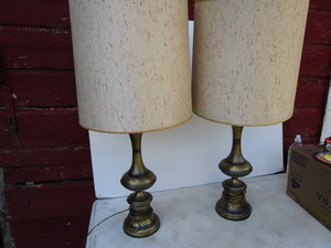 lot 165 image: Table Lamp