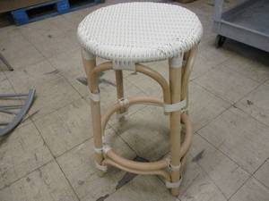 lot 5 image: Country stool 24...