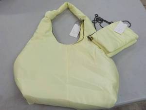 lot 79 image: 2 A New Day purse and Bag...