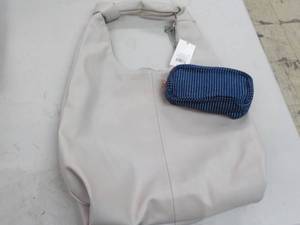 lot 82 image: 2 A New Day purse and Bag...