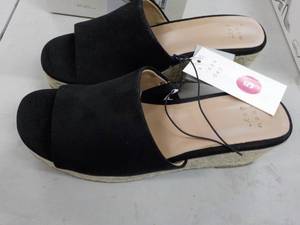 lot 95 image: A New Day sandals size 5...