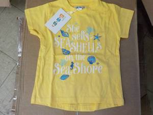 lot 125 image: Coyote and Co. yellow 8 size 2 and ...