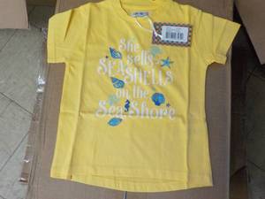 lot 130 image: Coyote and Co. yellow 10 size 4 top...