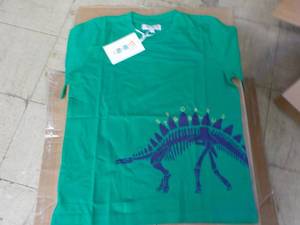 lot 140 image: Coyote and Co. green 10 size 4 t-sh...