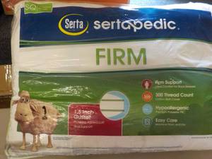 lot 207 image: Serta Firm pillow...
