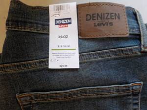 lot 254 image: Denizen 34x32 jeans...