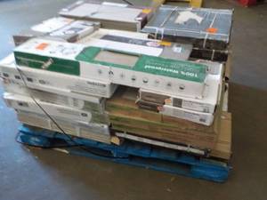 lot 320 image: pallet of misc. tile...