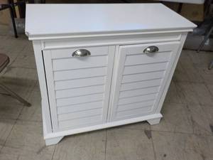 lot 347 image: Crosley Linen bathroom wood hamper ...