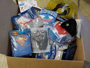 lot 348 image: large box of face masks - many, man...