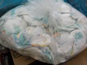 lot 362 image: bag of 100 or so diapers newborn-3 ...