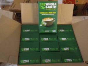 lot 368 image: case of 12 boxes Whole Earth Stevia...