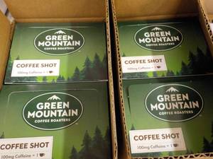 lot 413 image: 4 6 packs Green Mountain Mocha Coff...