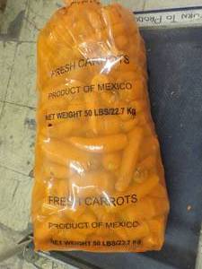 lot 466 image: 50 Pound bag of carrots
