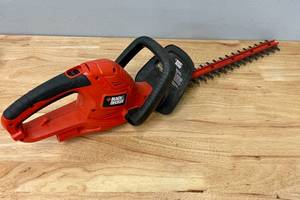 Black & Decker Electric 20 Hedge Trimmer