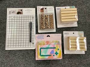 Lot of Magnetic Organization Items