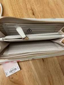 Lauren Conrad Womens Wallet Wristlet.