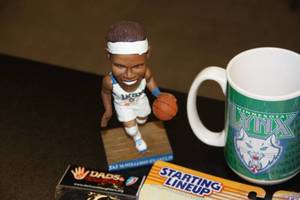 lot 34 image: WNBA Minnesota Lynx Collectibles Resale Lot  15 Items