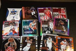 lot 50 image: Mixed Year Basketball & Football Card Lot