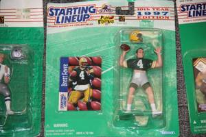 lot 72 image: Kenner Starting Lineup Football Lot  12 Figures