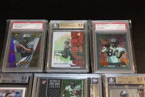 lot 76 image: Graded Football Card Lot  6 Cards