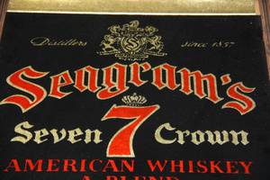lot 88 image: Seagrams Seven Crown Whiskey Framed Sign