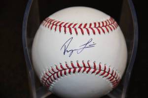 lot 101 image: Minnesota Twins Royce Lewis Sweet Spot Autograph Baseball