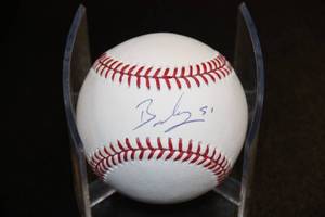 lot 103 image: Minnesota Twins Brusdar Graterol Sweet Spot Autograph Baseball