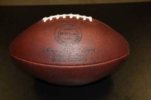 lot 128 image: Minnesota Vikings Ron Yary Autograph Full Size Football