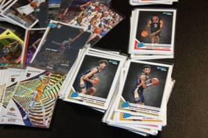 lot 140 image: Baseball & Basketball Rookie Card Investment Lot  200 Cards