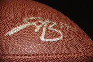 lot 144 image: Minnesota Vikings Anthony Barr Autograph Football