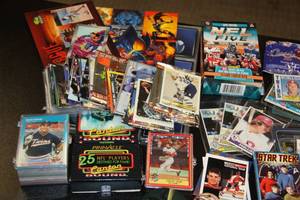 lot 158 image: Large Mixed Sports, Oddball & Non Sports Lot